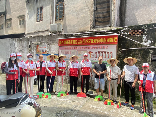 揭阳农垦到河南路社区开展助力“两清”攻坚行动2.png