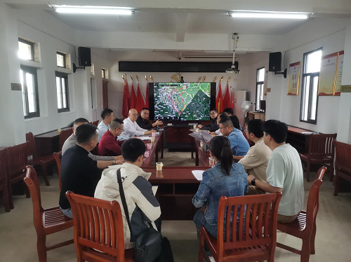 范利辉带队到卅岭农场进行项目规划建设调研2.png